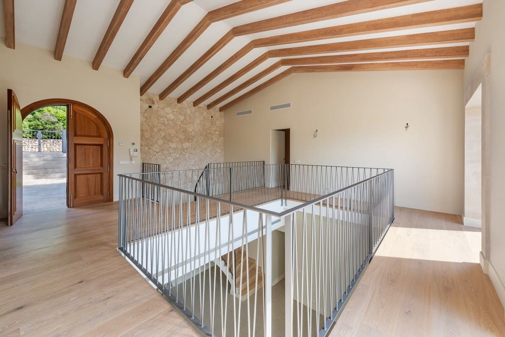 4 sypialnia Willa na sprzedaż w Pollensa / Pollenca z basenem garażem - 2 950 000 € (Ref: 7718037)