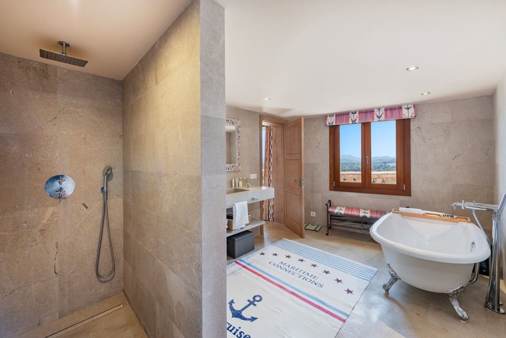 5 bedroom Villa for sale in Pollensa / Pollenca with pool garage - € 3,700,000 (Ref: 7821520)