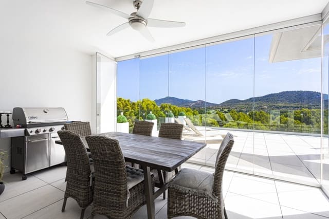 Ático de 2 habitaciones en Santa Ponsa, Calvià en venta con piscina garaje - 1.890.000 € (Ref: 7829844)