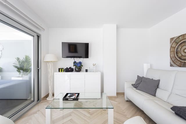 Ático de 2 habitaciones en Santa Ponsa, Calvià en venta con piscina garaje - 1.890.000 € (Ref: 7829844)