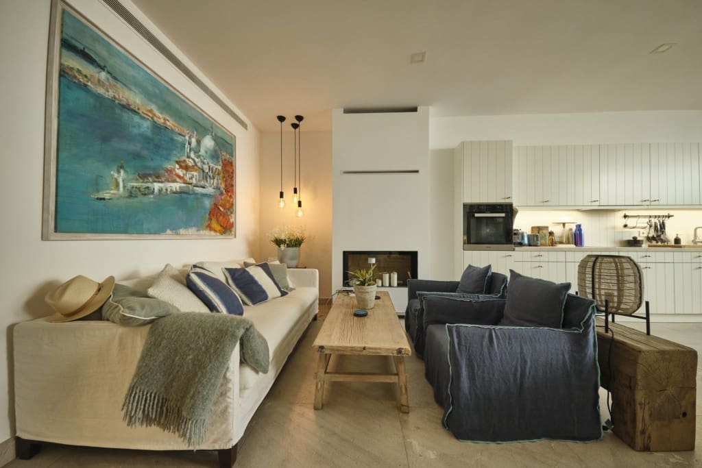 3 bedroom Townhouse for sale in Portocolom with pool - € 1,550,000 (Ref: 7858947)