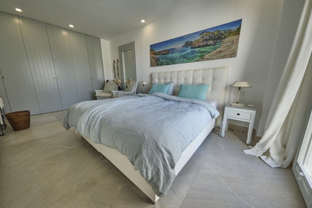 3 bedroom Townhouse for sale in Portocolom with pool - € 1,550,000 (Ref: 7858947)