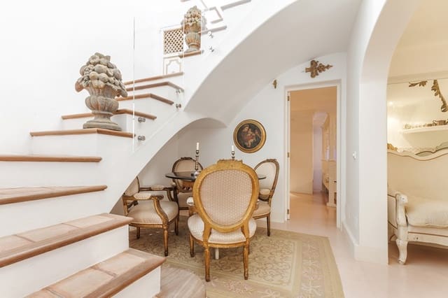 3 bedroom Penthouse for sale in Palma de Mallorca with garage - € 2,400,000 (Ref: 7876130)