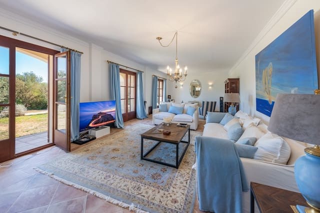 3 sovrum Finca/Hus på landet till salu i Muro med garage - 1 580 000 € (Ref: 8048400)