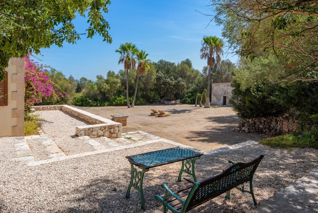3 bedroom Finca/Country House for sale in Muro with garage - € 1,580,000 (Ref: 8048400)