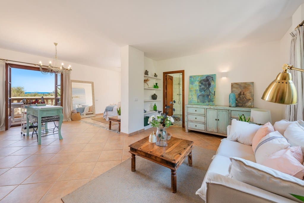 3 bedroom Finca/Country House for sale in Muro with garage - € 1,580,000 (Ref: 8048400)