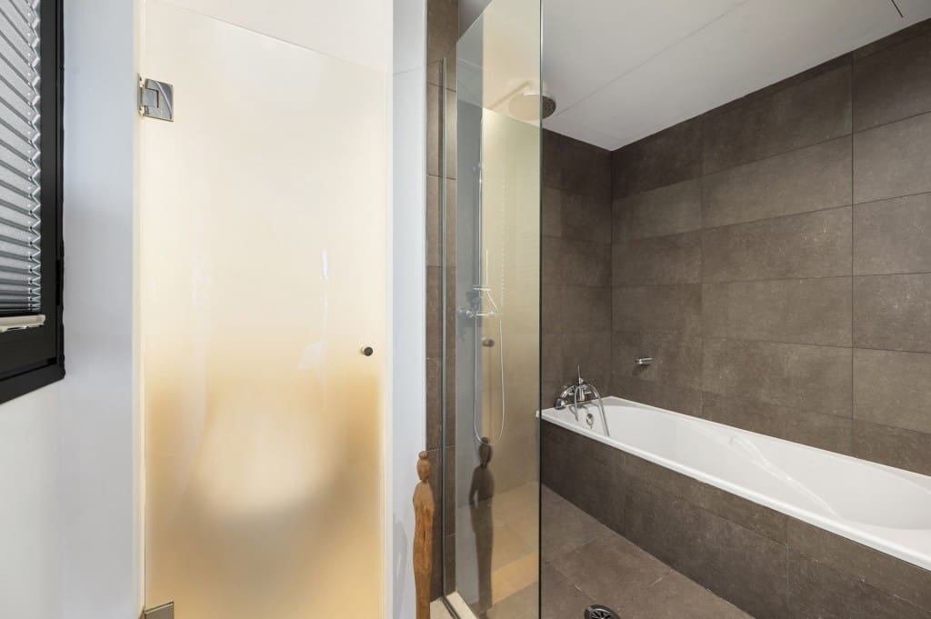 4 soveværelse Lejlighed til salg i Es Camp De Mar / El Camp De Mar med swimmingpool garage - € 2.200.000 (Ref: 8053068)