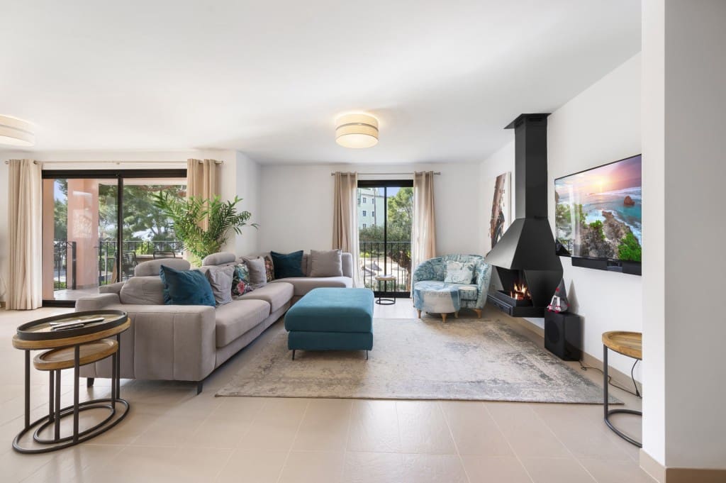 4 soveværelse Lejlighed til salg i Es Camp De Mar / El Camp De Mar med swimmingpool garage - € 2.200.000 (Ref: 8053068)