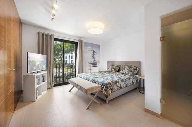 4 soveværelse Lejlighed til salg i Es Camp De Mar / El Camp De Mar, Andratx med swimmingpool garage - € 2.200.000 (Ref: 8053068)