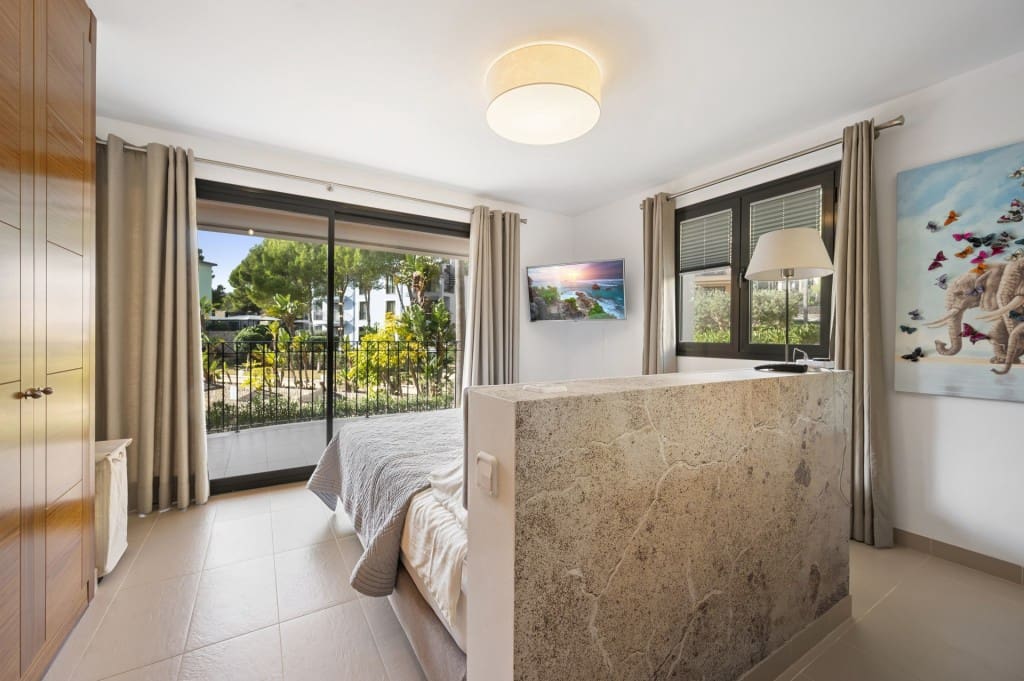 4 soveværelse Lejlighed til salg i Es Camp De Mar / El Camp De Mar med swimmingpool garage - € 2.200.000 (Ref: 8053068)