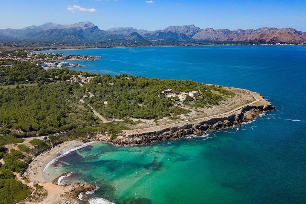 4 bedroom Villa for sale in Alcudia with pool garage - € 940,000 (Ref: 8084435)