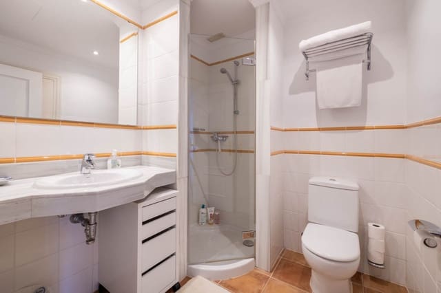 3 soveværelse Byhus til salg i Es Camp De Mar / El Camp De Mar, Andratx med swimmingpool garage - € 1.085.000 (Ref: 8123524)