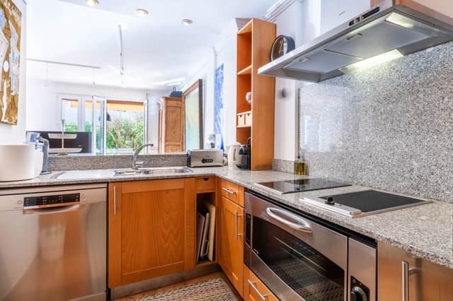 3 soveværelse Byhus til salg i Es Camp De Mar / El Camp De Mar, Andratx med swimmingpool garage - € 1.085.000 (Ref: 8123524)