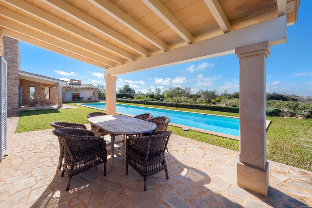 4 bedroom Finca/Country House for sale in Ses Salines with pool garage - € 3,690,000 (Ref: 8123527)