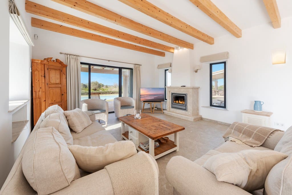 4 bedroom Finca/Country House for sale in Ses Salines with pool garage - € 3,690,000 (Ref: 8123527)