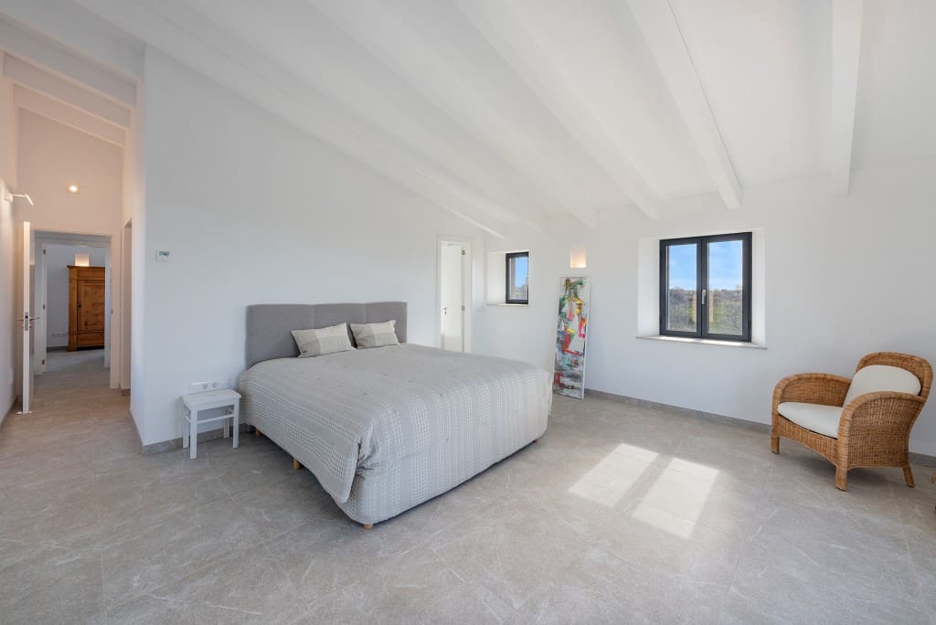 4 bedroom Finca/Country House for sale in Ses Salines with pool garage - € 3,690,000 (Ref: 8123527)