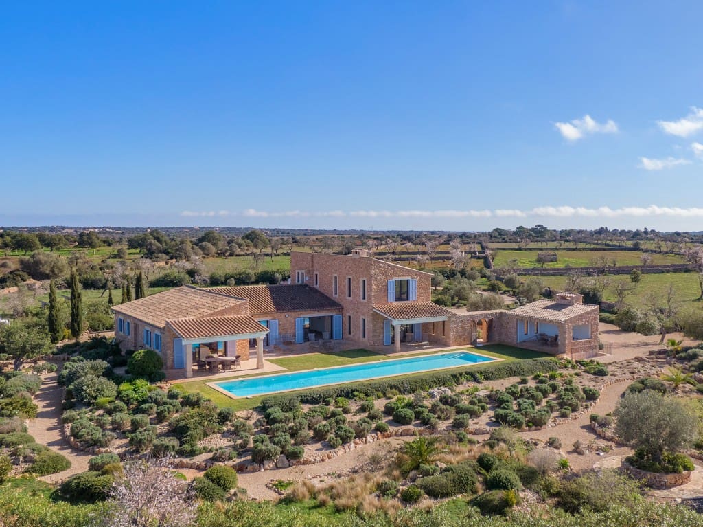 4 bedroom Finca/Country House for sale in Ses Salines with pool garage - € 3,690,000 (Ref: 8123527)
