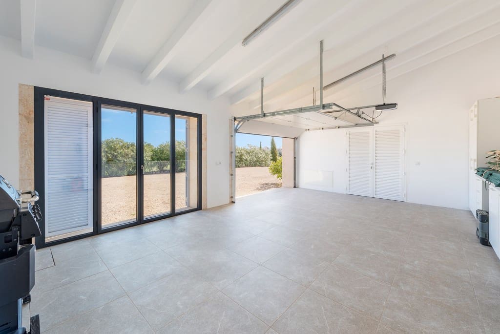 4 bedroom Finca/Country House for sale in Ses Salines with pool garage - € 3,690,000 (Ref: 8123527)