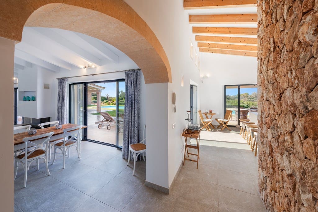 4 bedroom Finca/Country House for sale in Ses Salines with pool garage - € 3,690,000 (Ref: 8123527)