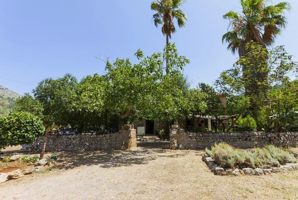 3 soveværelse Finca/Landehus til salg i Sa Pobla med swimmingpool garage - € 1.600.000 (Ref: 8130291)