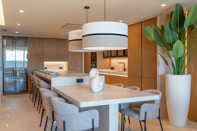 4 quarto Apartamento para venda em Santa Ponsa, Calvià com piscina garagem - 1 678 550 € (Ref: 8141776)