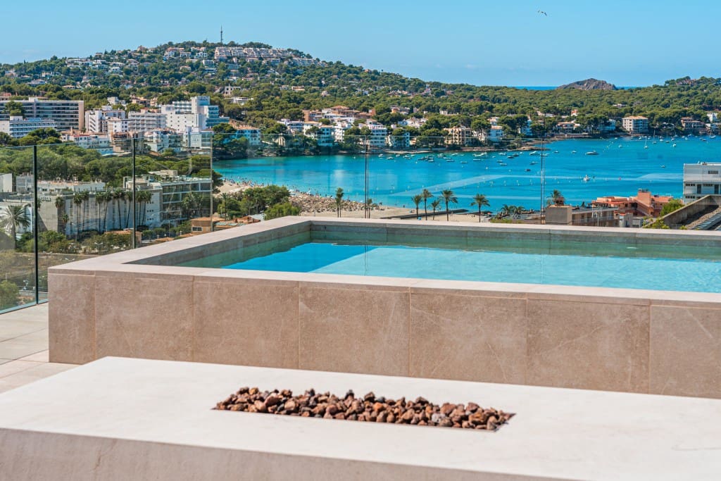 4 soveværelse Penthouse til salg i Santa Ponsa med swimmingpool garage - € 2.850.000 (Ref: 8141780)