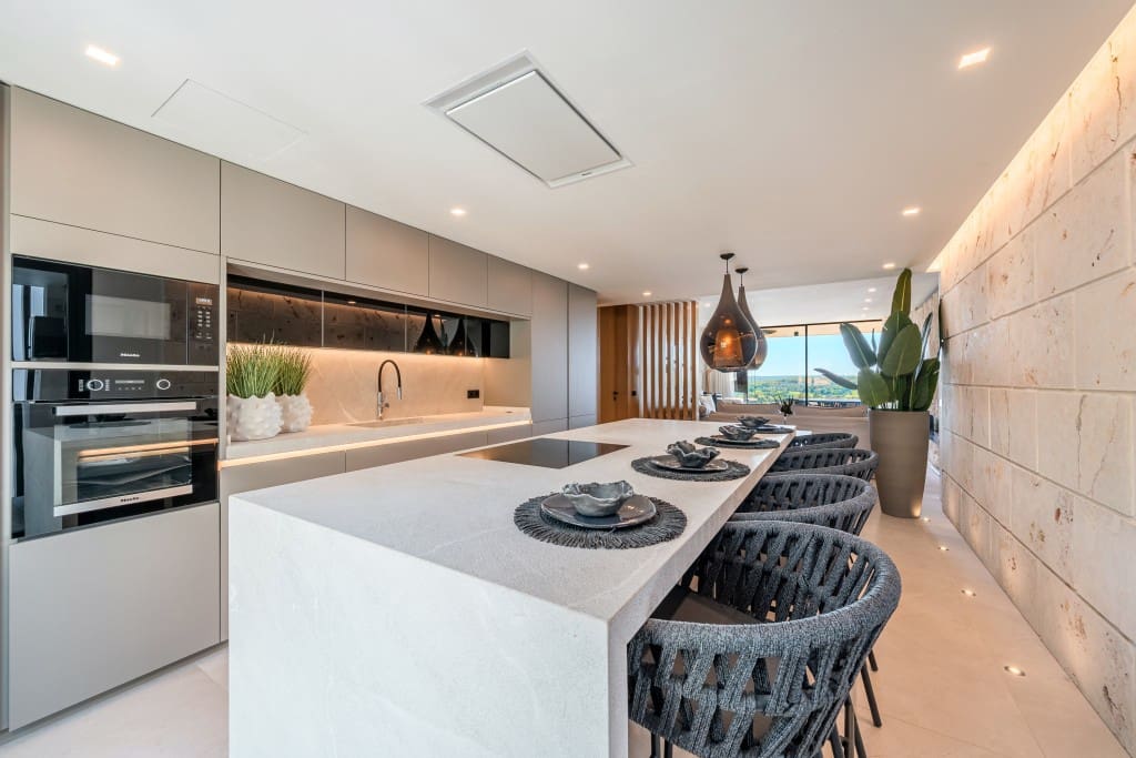 4 soveværelse Penthouse til salg i Santa Ponsa med swimmingpool garage - € 2.850.000 (Ref: 8141780)