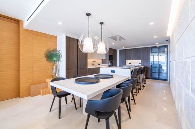 4 quarto Penthouse para venda em Santa Ponsa, Calvià com piscina garagem - 2 820 000 € (Ref: 8141781)