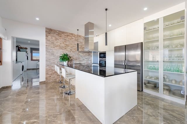 4 camera da letto Finca/Casa di Campagna in vendita in Sa Pobla con piscina garage - 1.395.000 € (Rif: 8153660)