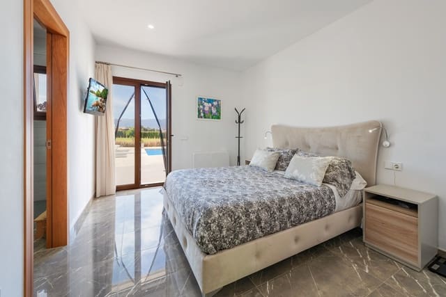 4 camera da letto Finca/Casa di Campagna in vendita in Sa Pobla con piscina garage - 1.395.000 € (Rif: 8153660)