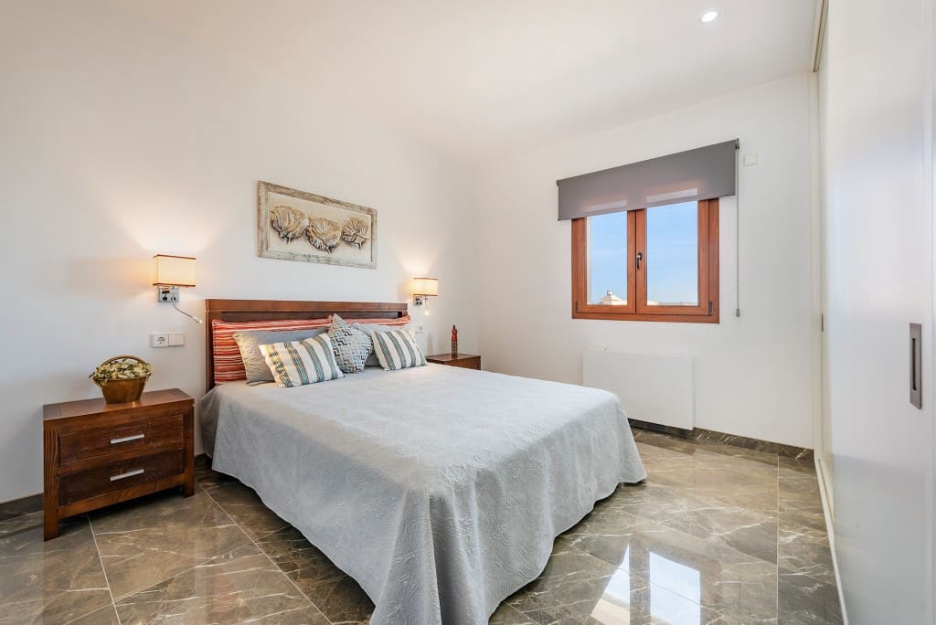 4 sypialnia Finka/Dom wiejski na sprzedaż w Sa Pobla z basenem garażem - 1 395 000 € (Ref: 8153660)