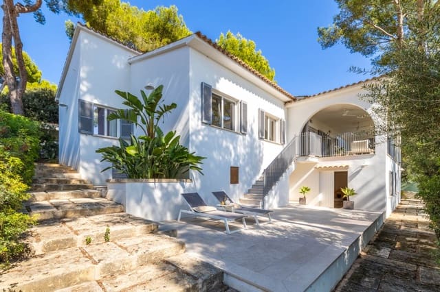3 slaapkamer Villa te koop in Alcúdia met zwembad - € 1.950.000 (Ref: 8241869)