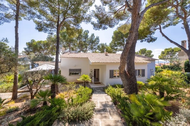 3 slaapkamer Villa te koop in Alcúdia met zwembad - € 1.950.000 (Ref: 8241869)