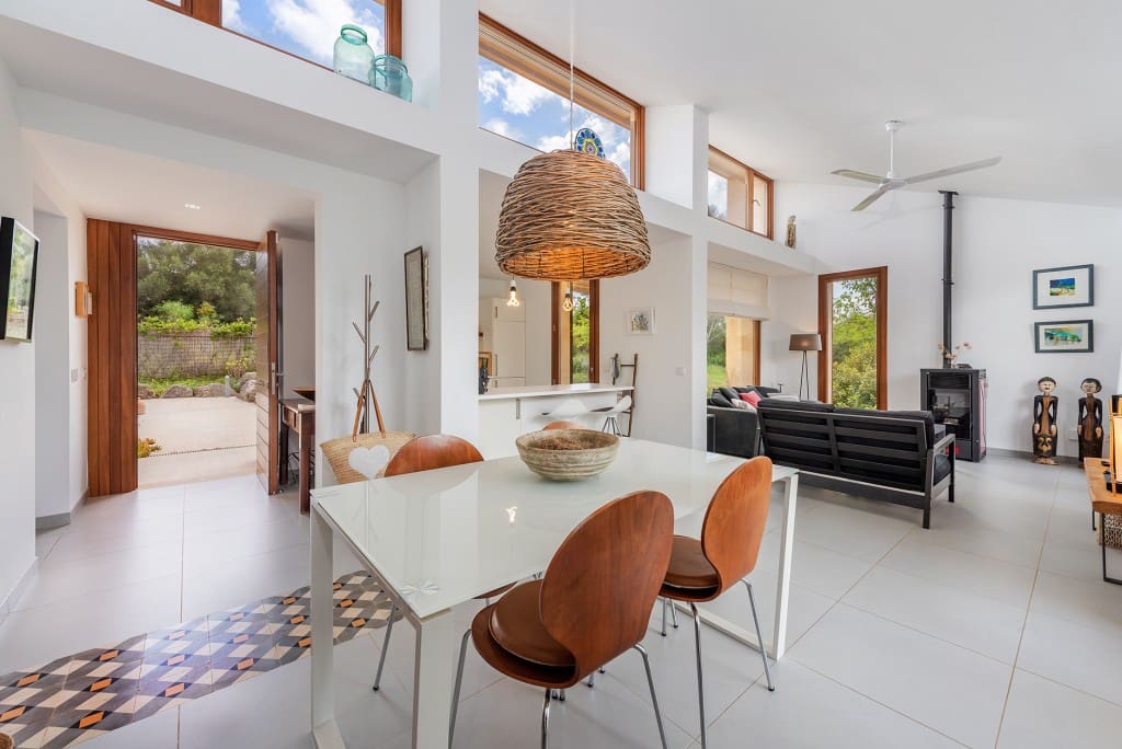 2 soverom Finca/Herregård til salgs i Selva med svømmebasseng garasje - € 1 100 000 (Ref: 8253788)