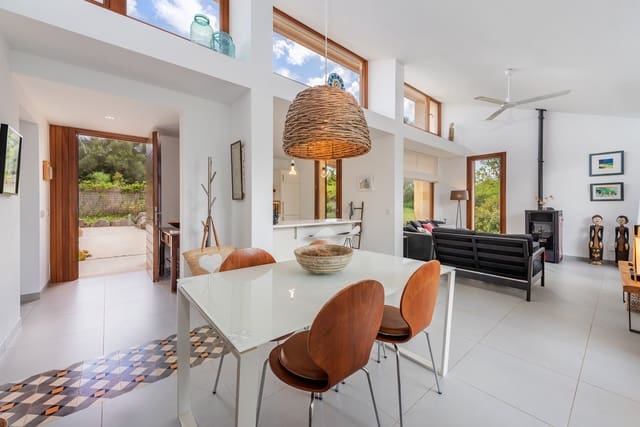 Finca/Casa Rural de 2 habitaciones en Selva en venta con piscina garaje - 1.100.000 € (Ref: 8253788)