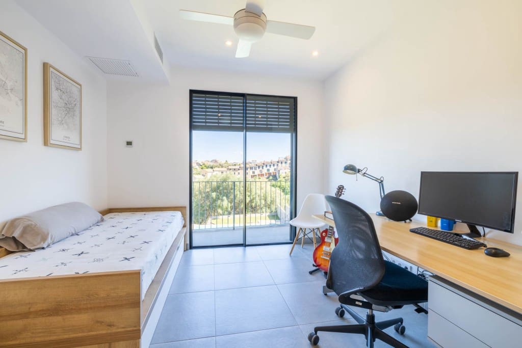 4 soveværelse Byhus til salg i Campanet med swimmingpool garage - € 1.180.000 (Ref: 8302596)