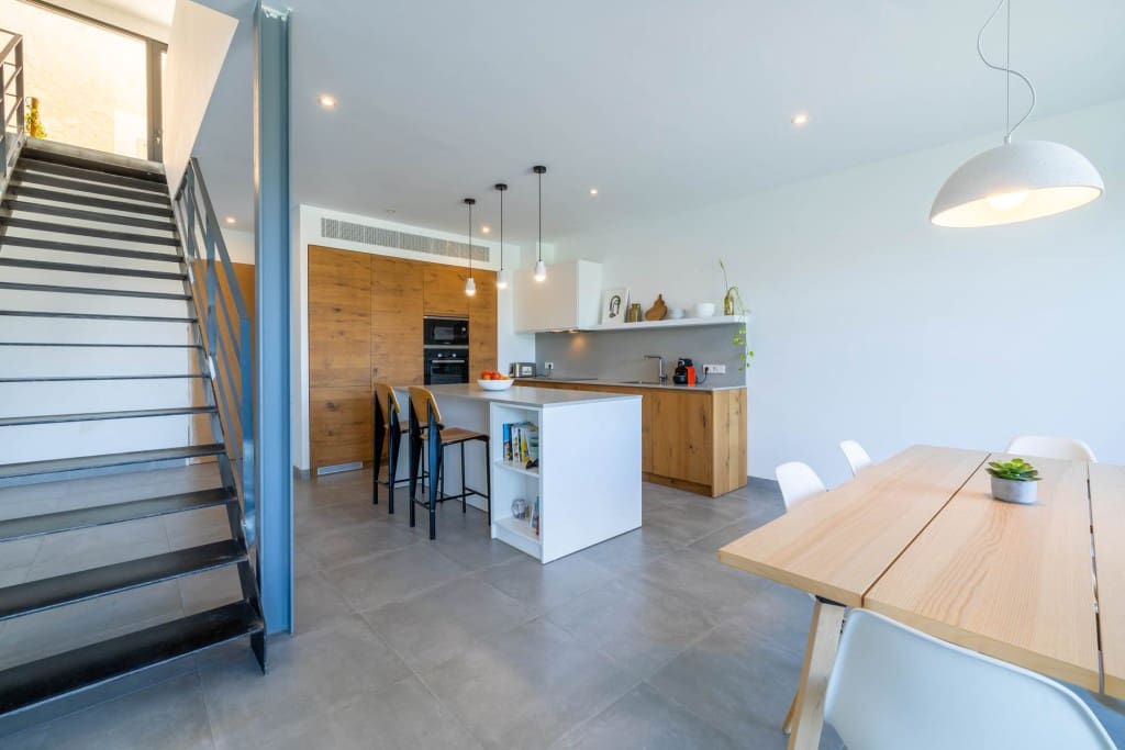 4 soveværelse Byhus til salg i Campanet med swimmingpool garage - € 1.180.000 (Ref: 8302596)