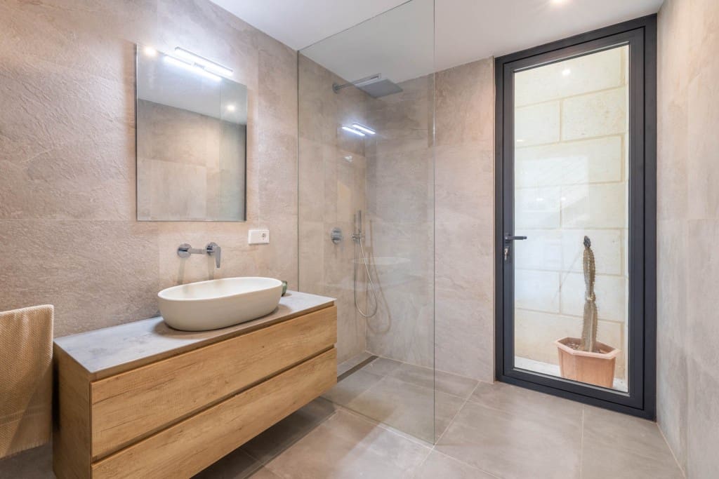 4 soveværelse Byhus til salg i Campanet med swimmingpool garage - € 1.180.000 (Ref: 8302596)