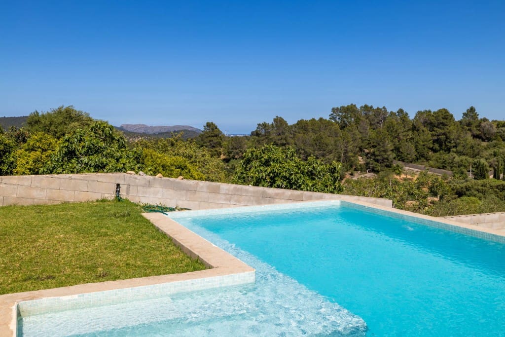 4 soveværelse Byhus til salg i Campanet med swimmingpool garage - € 1.180.000 (Ref: 8302596)