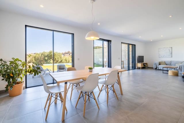 4 sypialnia Dom na sprzedaż w Campanet z basenem garażem - 1 180 000 € (Ref: 8302596)