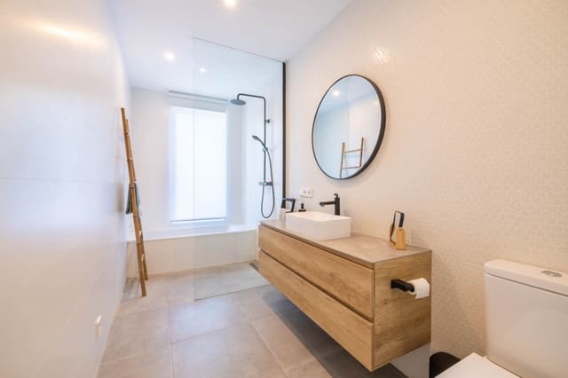 4 sypialnia Dom na sprzedaż w Campanet z basenem garażem - 1 180 000 € (Ref: 8302596)