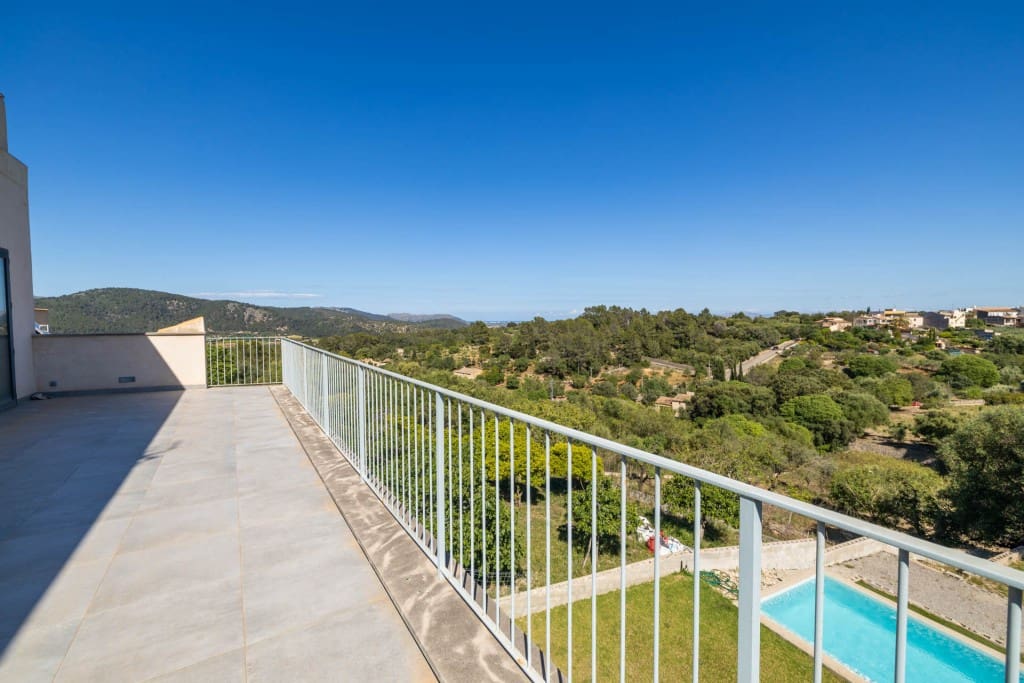 4 soveværelse Byhus til salg i Campanet med swimmingpool garage - € 1.180.000 (Ref: 8302596)