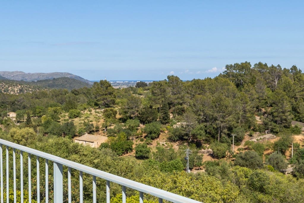 4 soveværelse Byhus til salg i Campanet med swimmingpool garage - € 1.180.000 (Ref: 8302596)