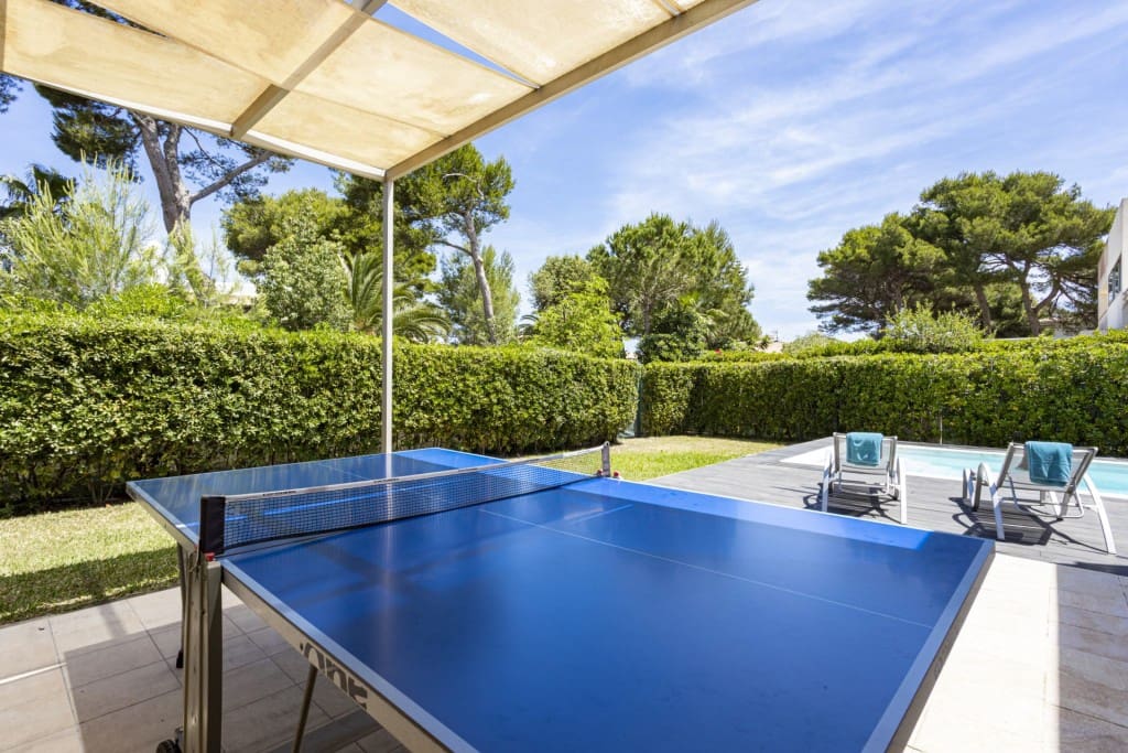 5 soveværelse Semi-Rækkehus til salg i Playas de Muro / Platges de Muro med swimmingpool garage - € 825.000 (Ref: 8337631)