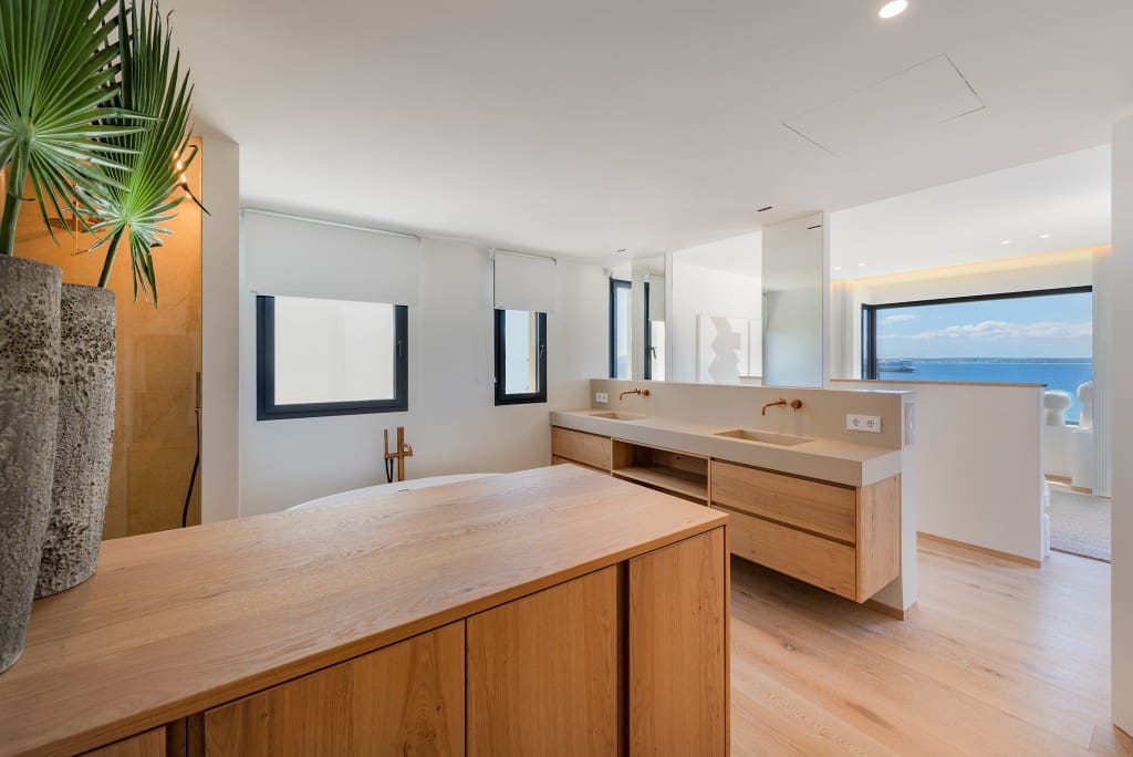 4 bedroom Villa for sale in Alcudia with pool garage - € 2,950,000 (Ref: 8344681)