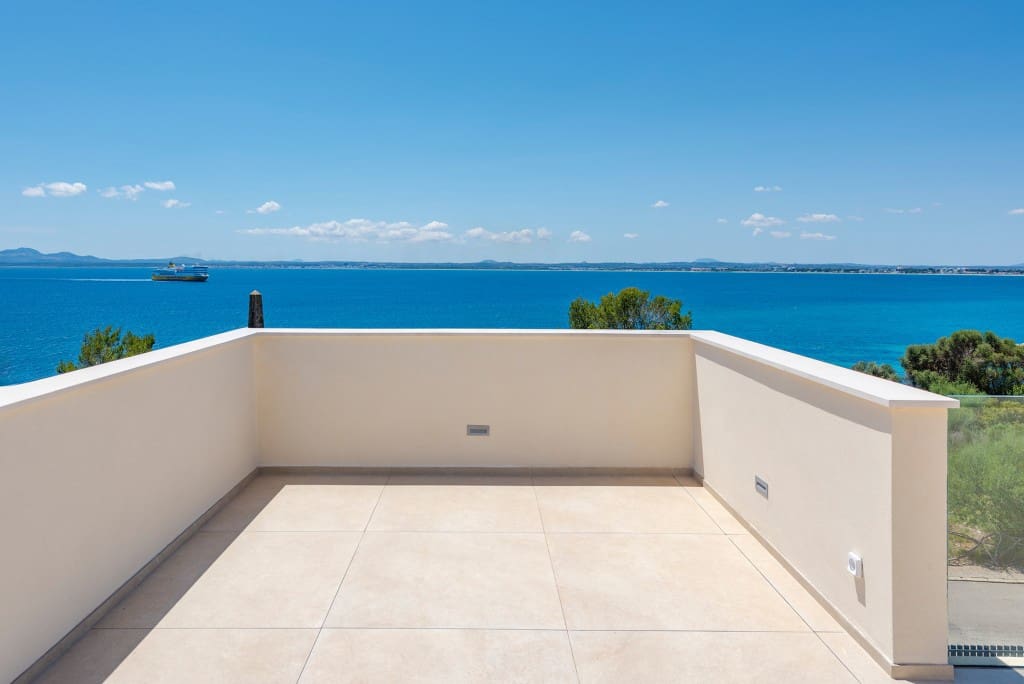 4 bedroom Villa for sale in Alcudia with pool garage - € 2,950,000 (Ref: 8344681)