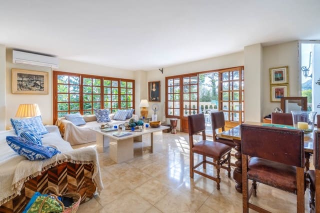 8 slaapkamer Villa te koop in Font de Sa Cala / Font de La Cala, Capdepera met zwembad garage - € 2.950.000 (Ref: 8351989)