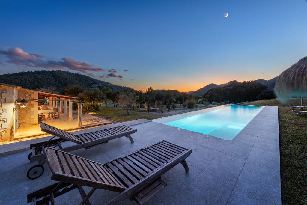 5 soveværelse Finca/Landehus til salg i Campanet med swimmingpool garage - € 7.500.000 (Ref: 8352007)