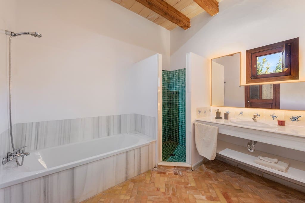 5 soveværelse Finca/Landehus til salg i Campanet med swimmingpool garage - € 7.500.000 (Ref: 8352007)