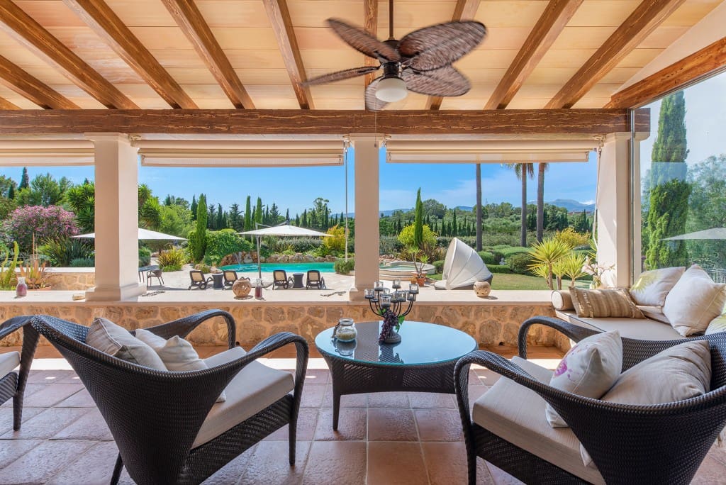 4 bedroom Finca/Country House for sale in Sencelles with pool garage - € 2,950,000 (Ref: 8352017)